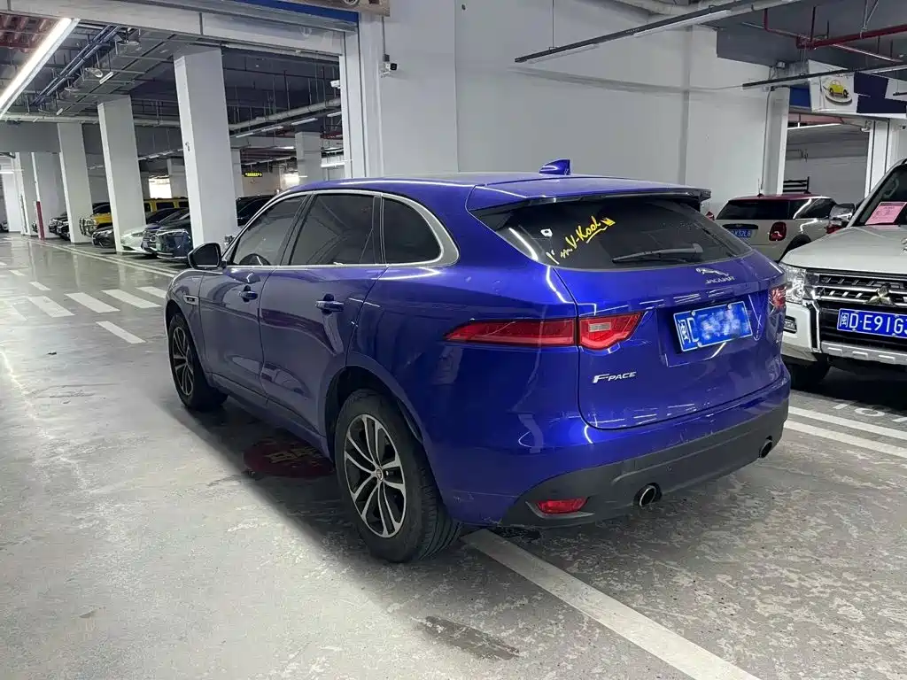 Jaguar F-PACE — миниатюра 4