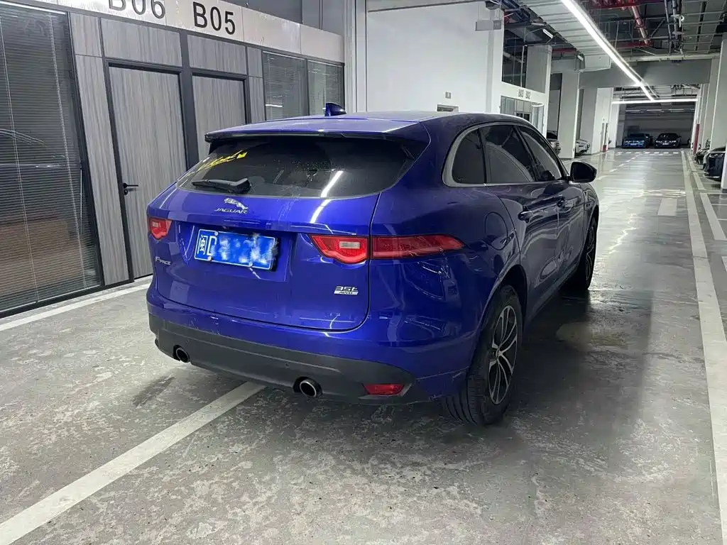Jaguar F-PACE — миниатюра 6