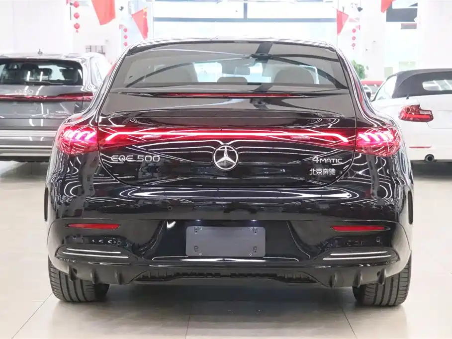Mercedes-Benz EQE 2025 500 4MATIC