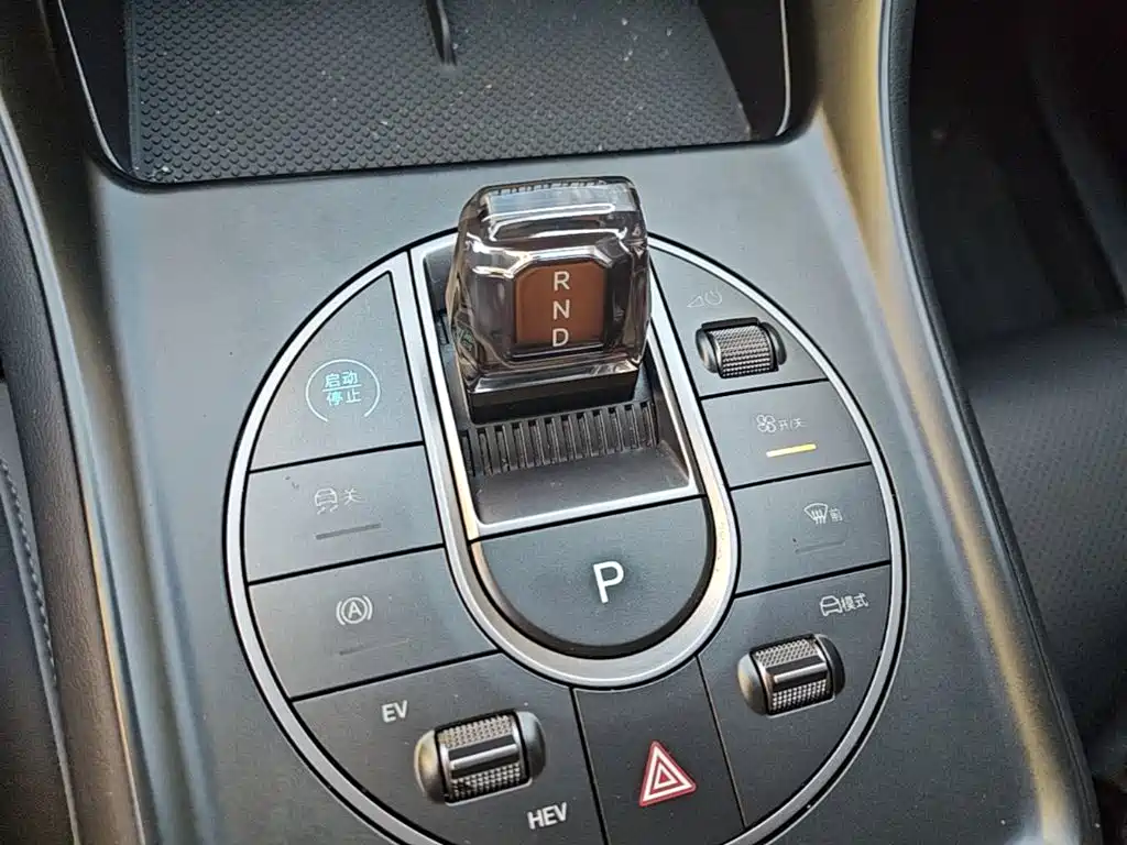 BYD Sealion 05 DM-i — миниатюра 14