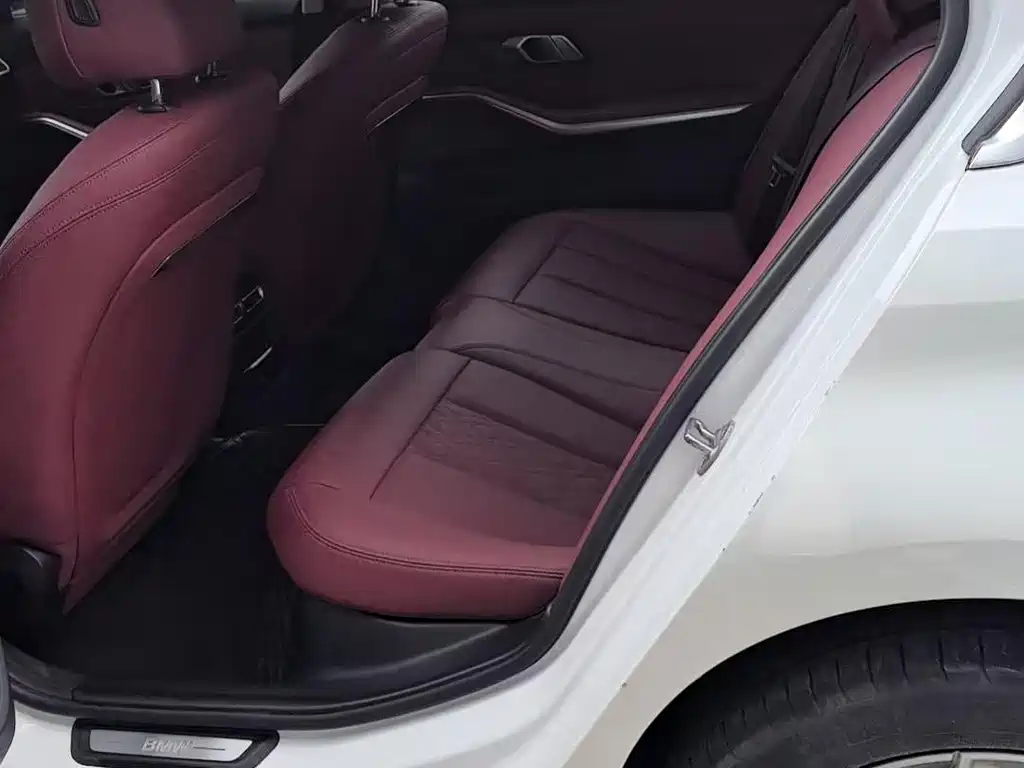 BMW i3 2022 eDrive 35 L