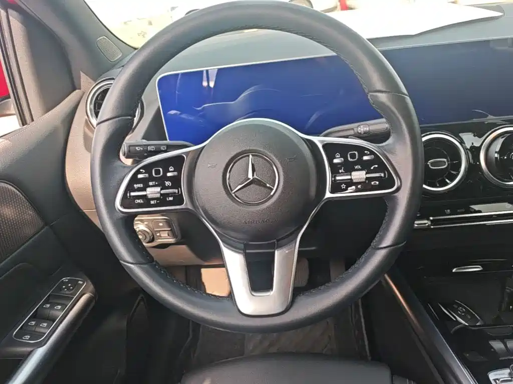 Mercedes-Benz B-Class — миниатюра 11