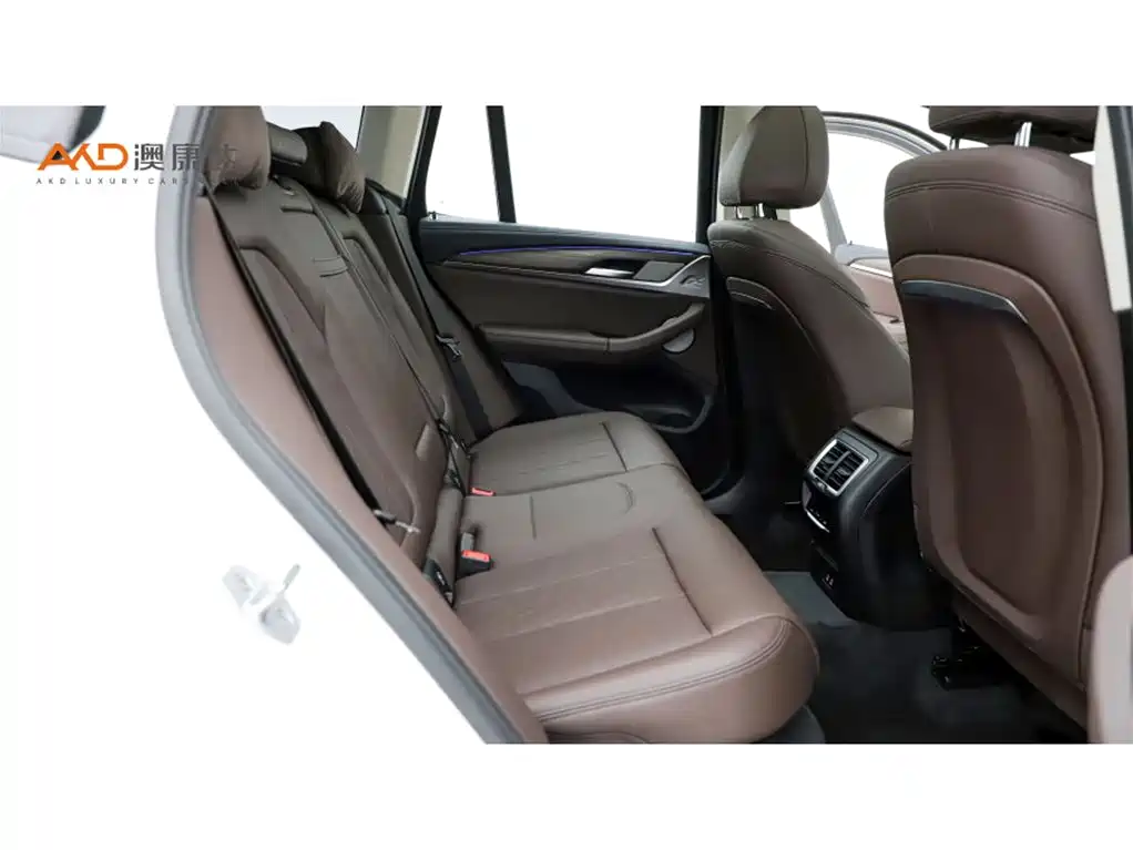 BMW X3 — миниатюра 8