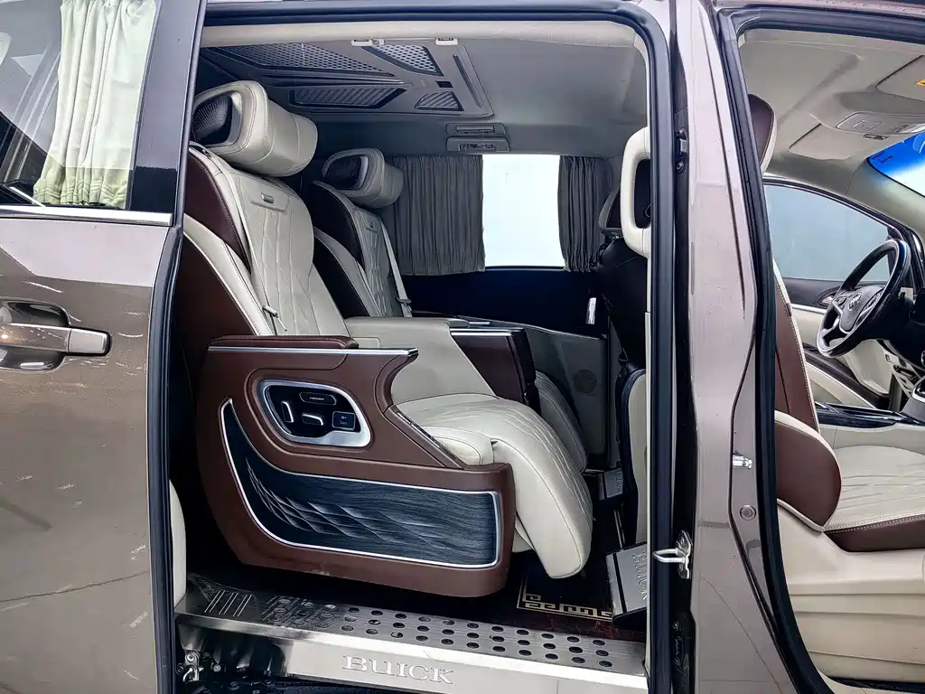 Buick GL8 — миниатюра 14