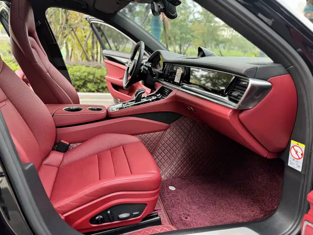 Porsche Panamera 2013 Panamera Platinum Edition 3.6L