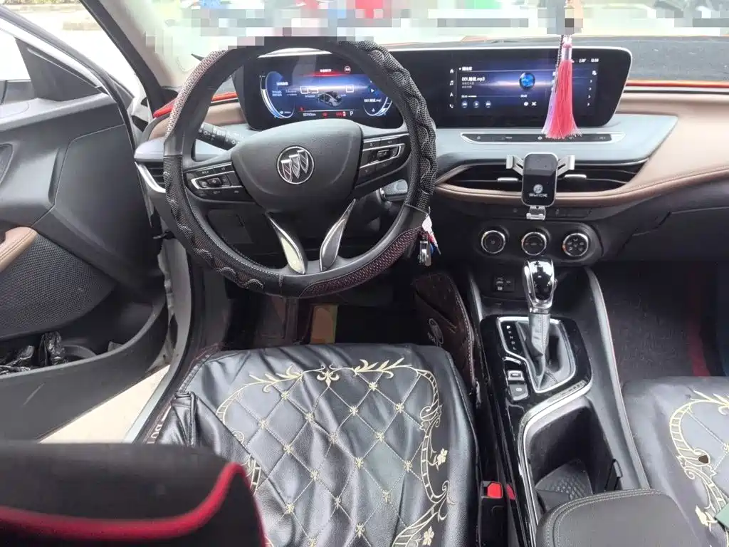 Buick Verano — миниатюра 7