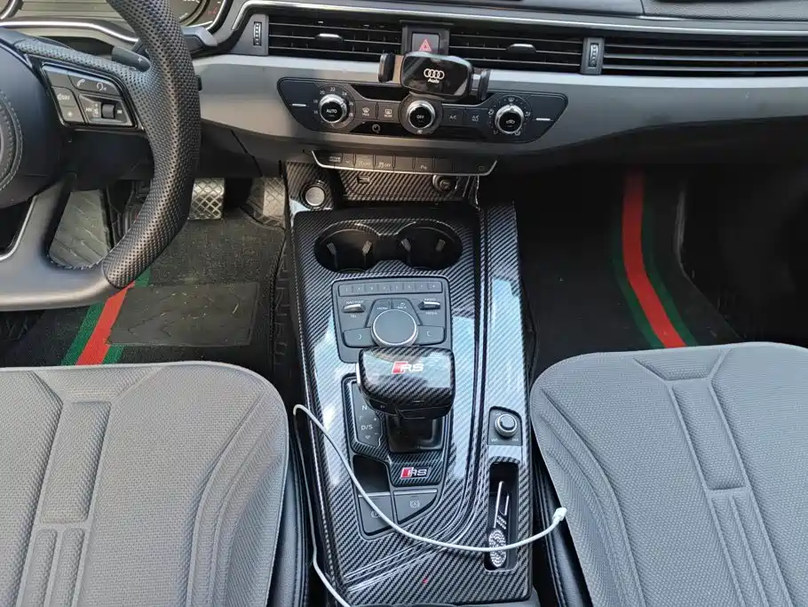Audi A4L — миниатюра 16