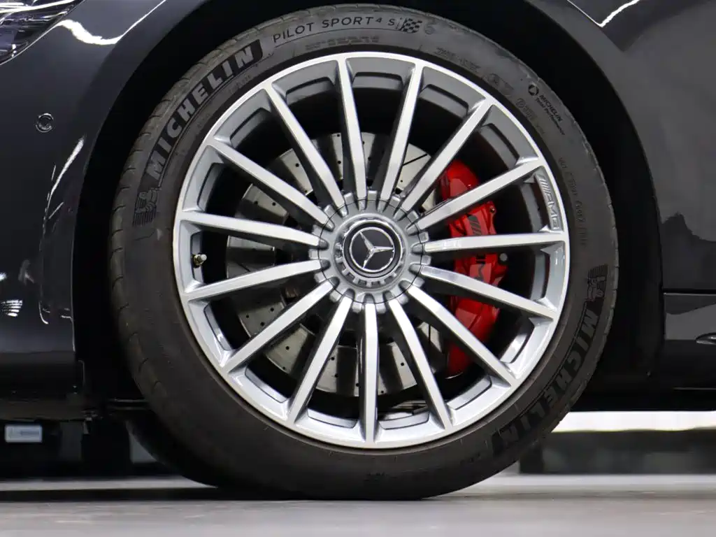 Mercedes-Benz AMG GT — миниатюра 34