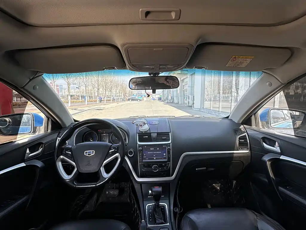 Geely Emgrand Hatchback 1.3T CVT Premium Type, фото 8