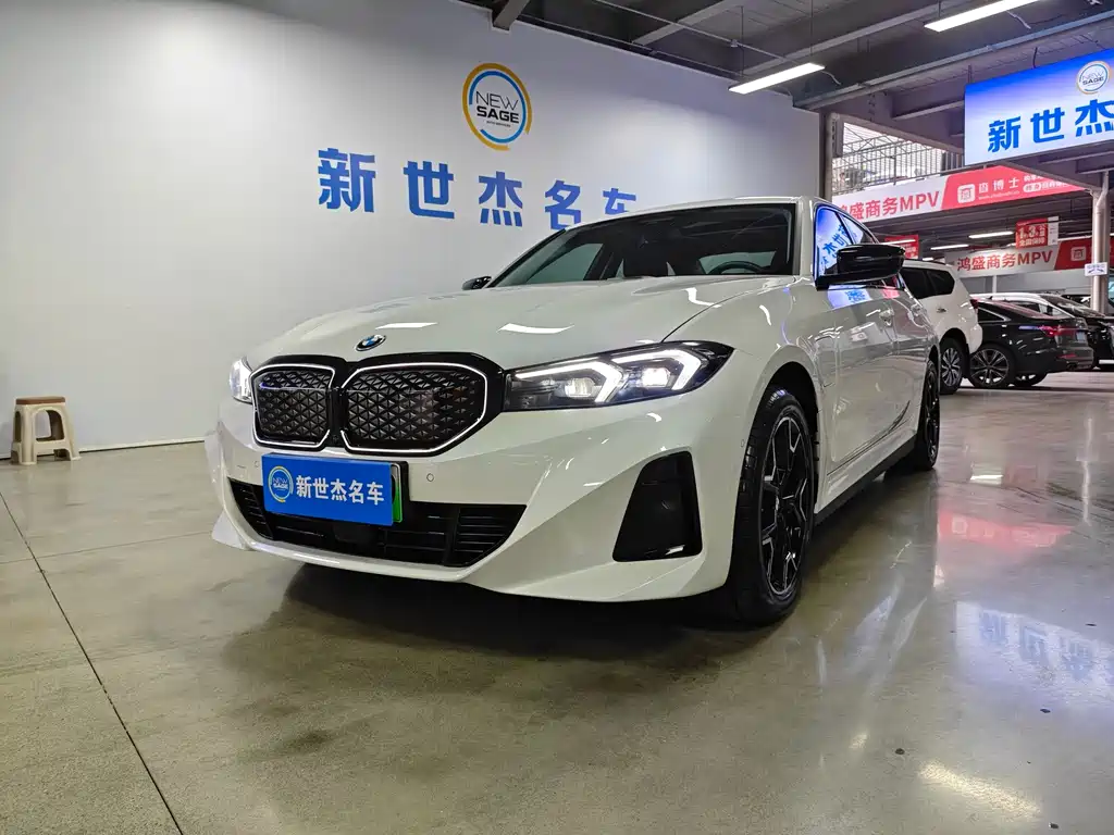 BMW i3 2024