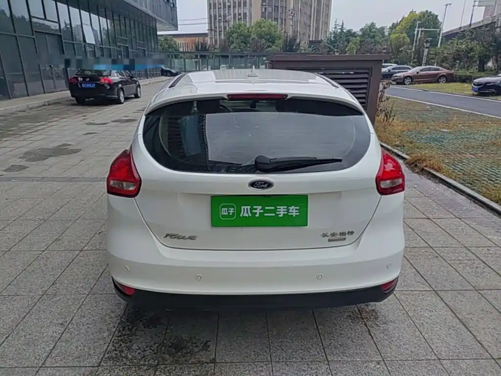 Ford Focus — миниатюра 6