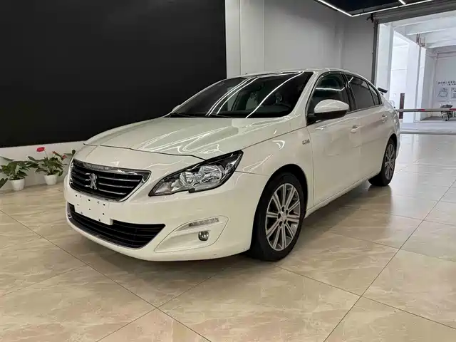 Peugeot 408