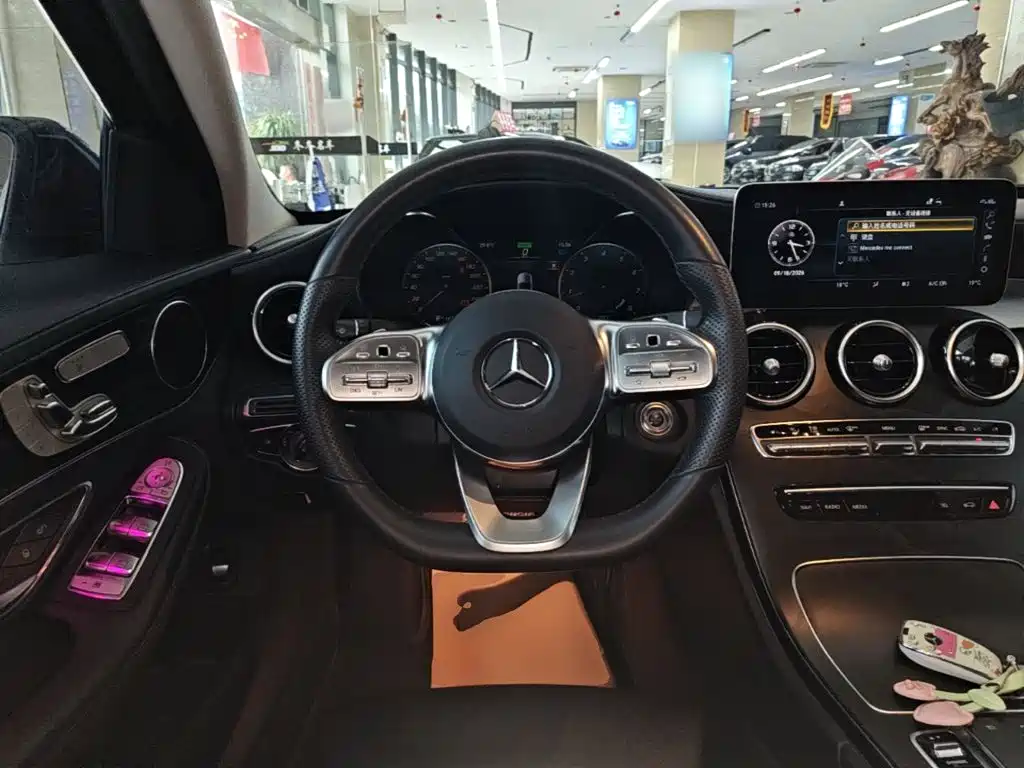 Mercedes-Benz C-Class — миниатюра 11