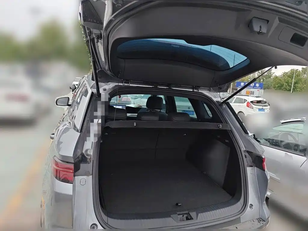 BYD L DM-i — миниатюра 20