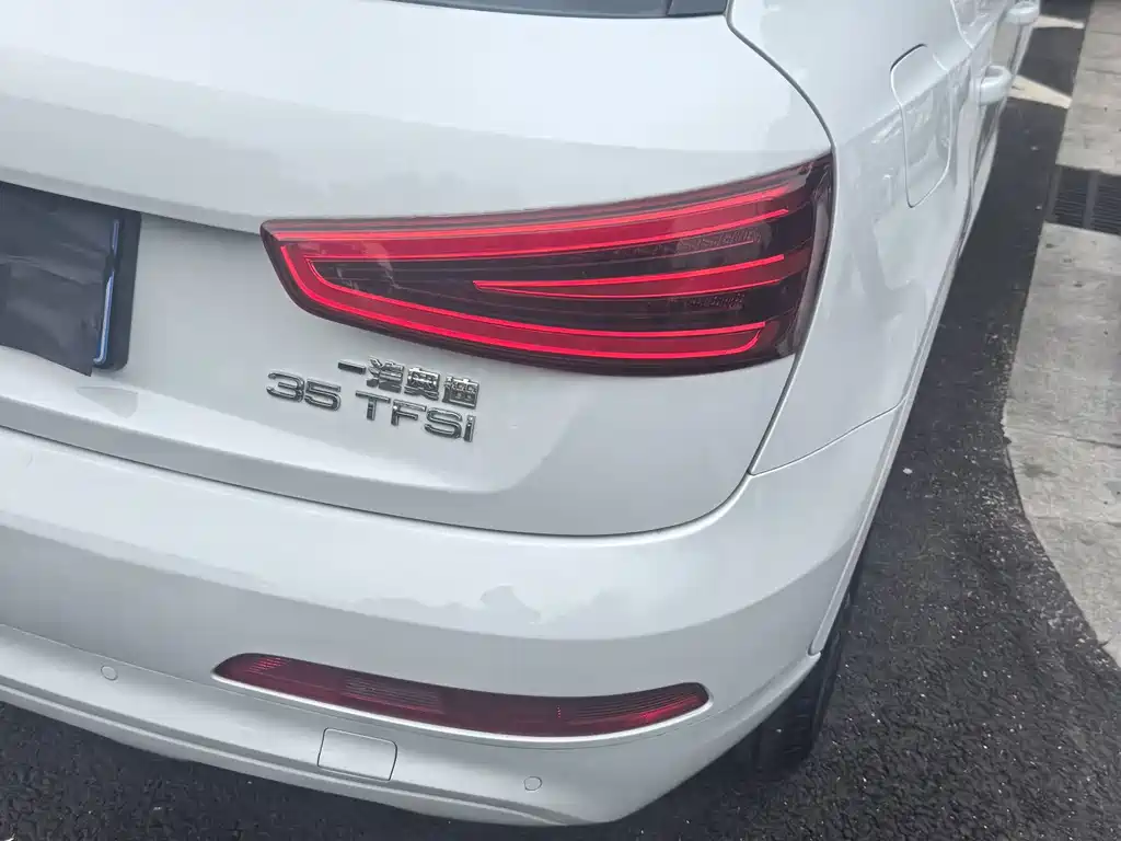 Audi Q3 — миниатюра 12
