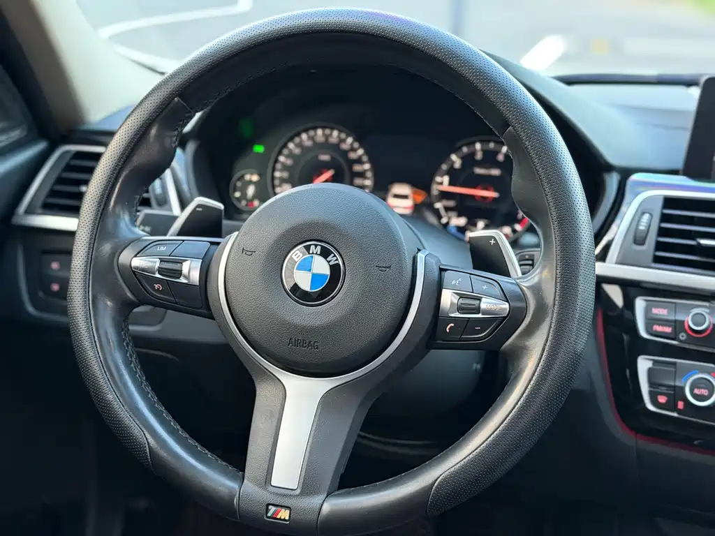 BMW 3 Series — миниатюра 18