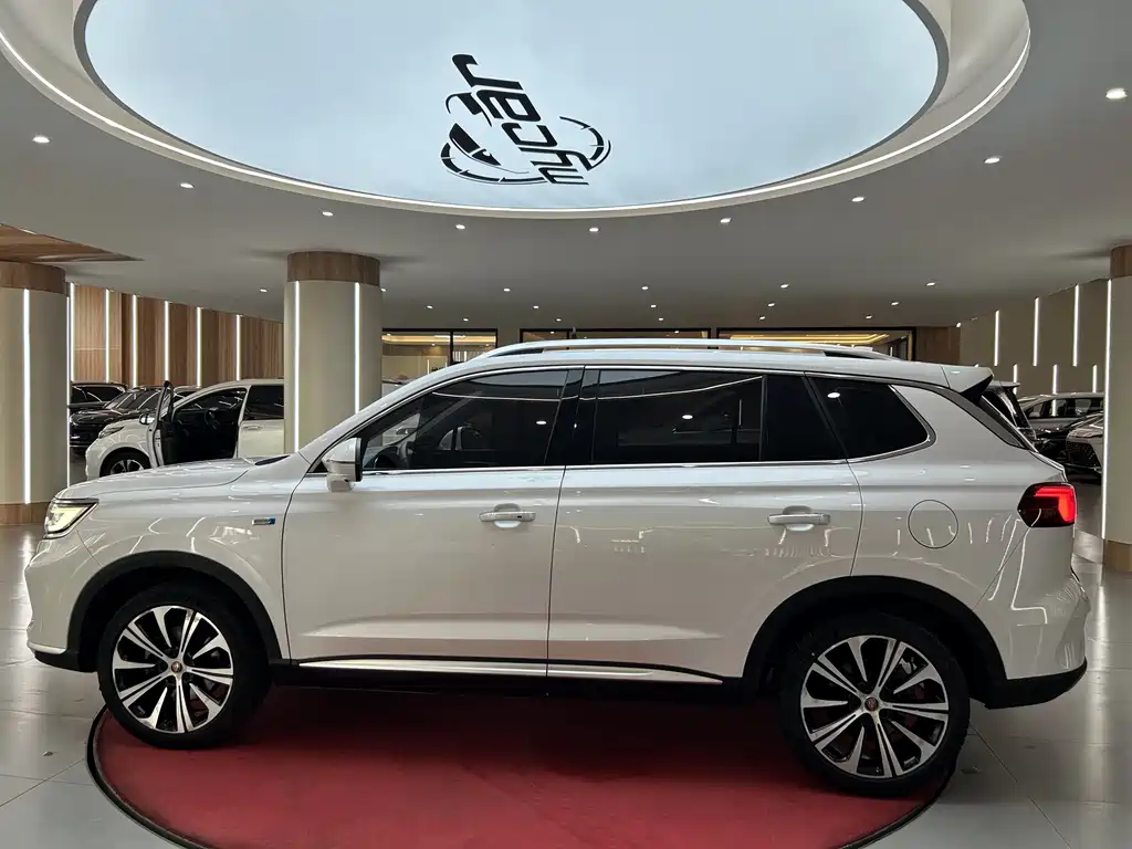 Roewe RX5 MAX — миниатюра 8