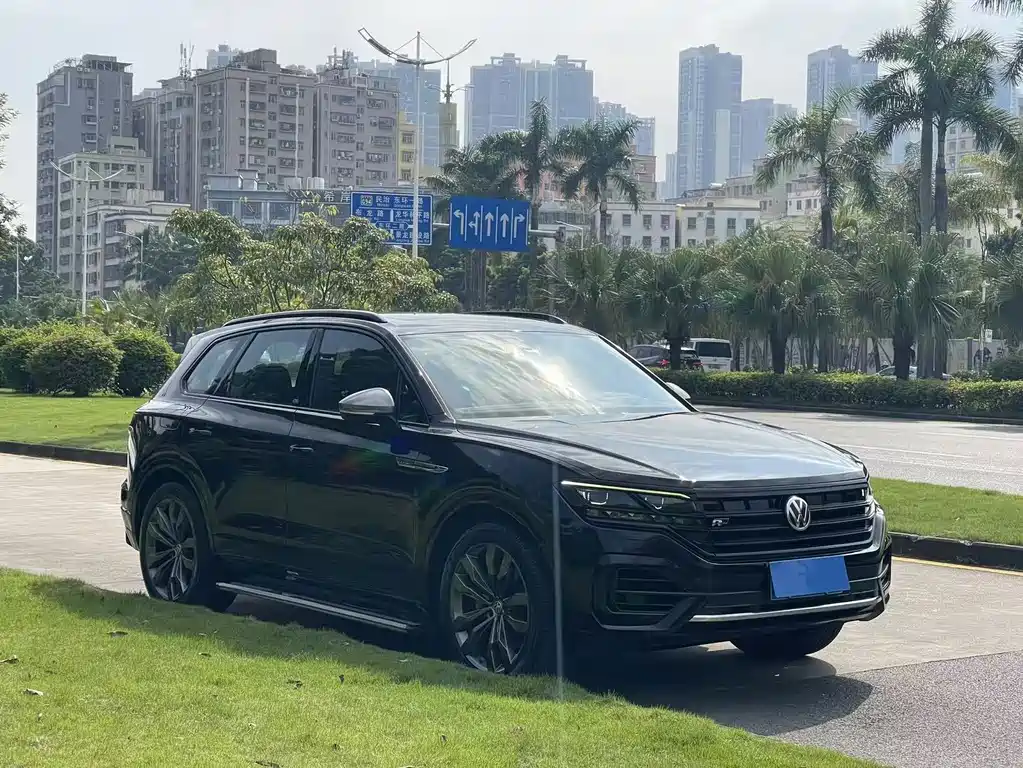 Volkswagen Touareg — миниатюра 3