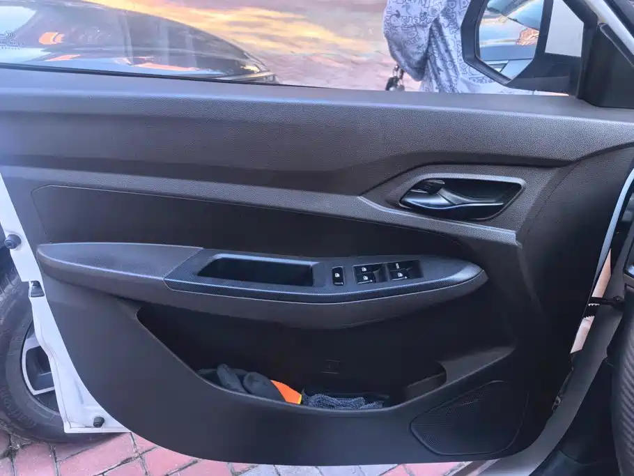 Wuling Hongguang — миниатюра 7