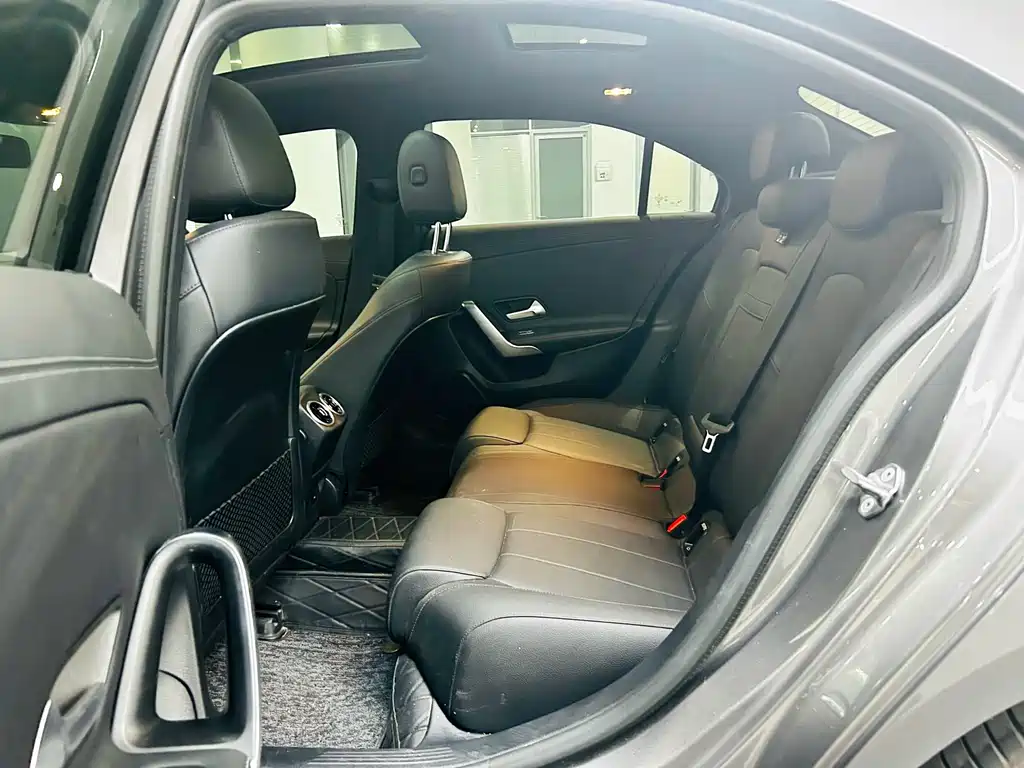 Mercedes-Benz A-Class A 2022 A 200 L Sport