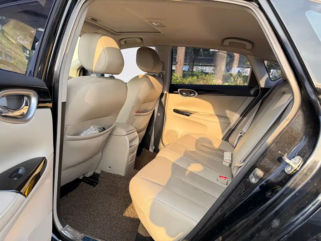 Nissan Sylphy — миниатюра 9