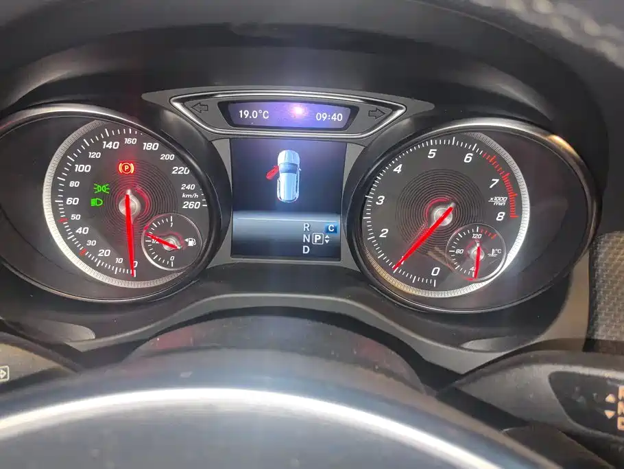Mercedes-Benz GLA — миниатюра 14