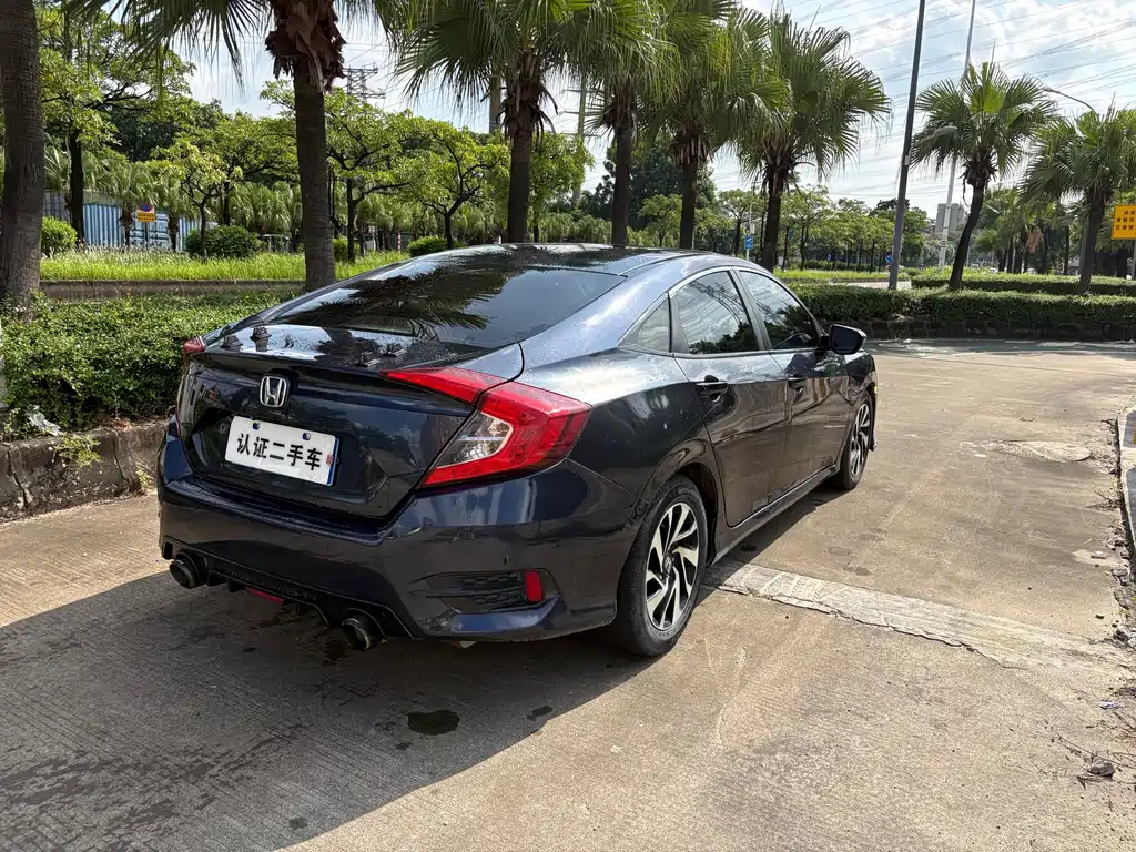 Honda Civic — миниатюра 4