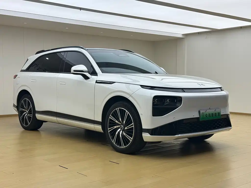 XPeng G9 — миниатюра 3