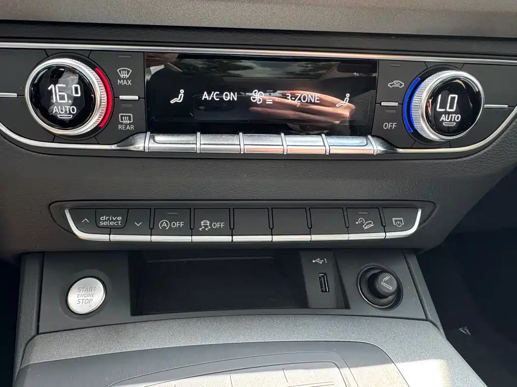 Audi Q5L — миниатюра 14