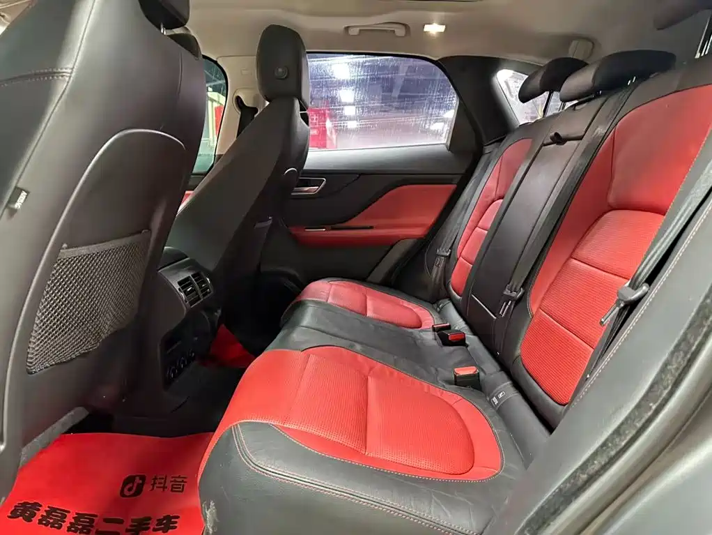 Jaguar F-PACE — миниатюра 9