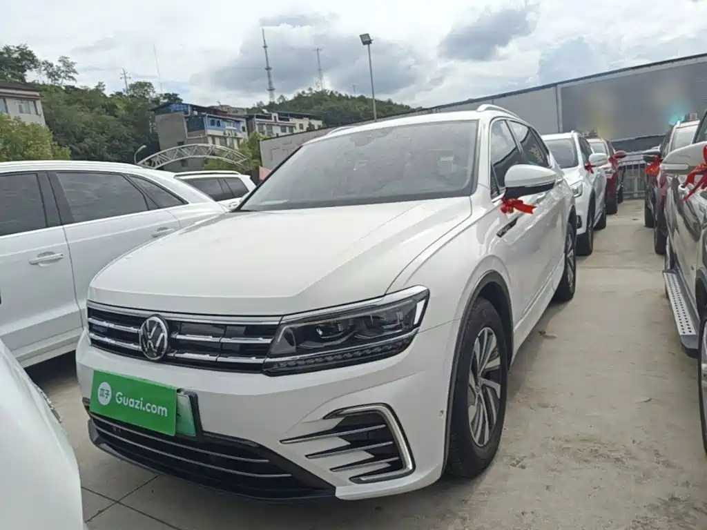 Volkswagen Tiguan L PHEV — миниатюра 3