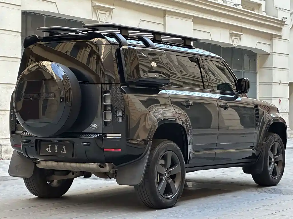 Land Rover Defender — миниатюра 5