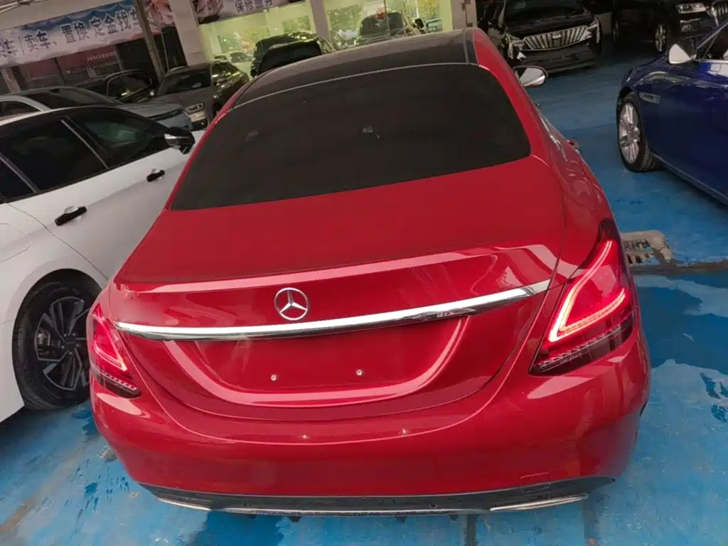 Mercedes-Benz C-Class — миниатюра 6