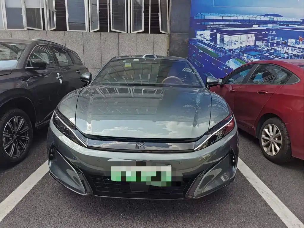 BYD Han L — миниатюра 2