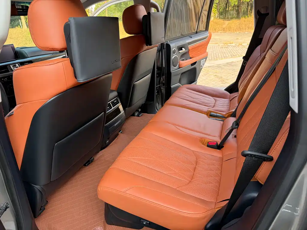 Lexus LX — миниатюра 23