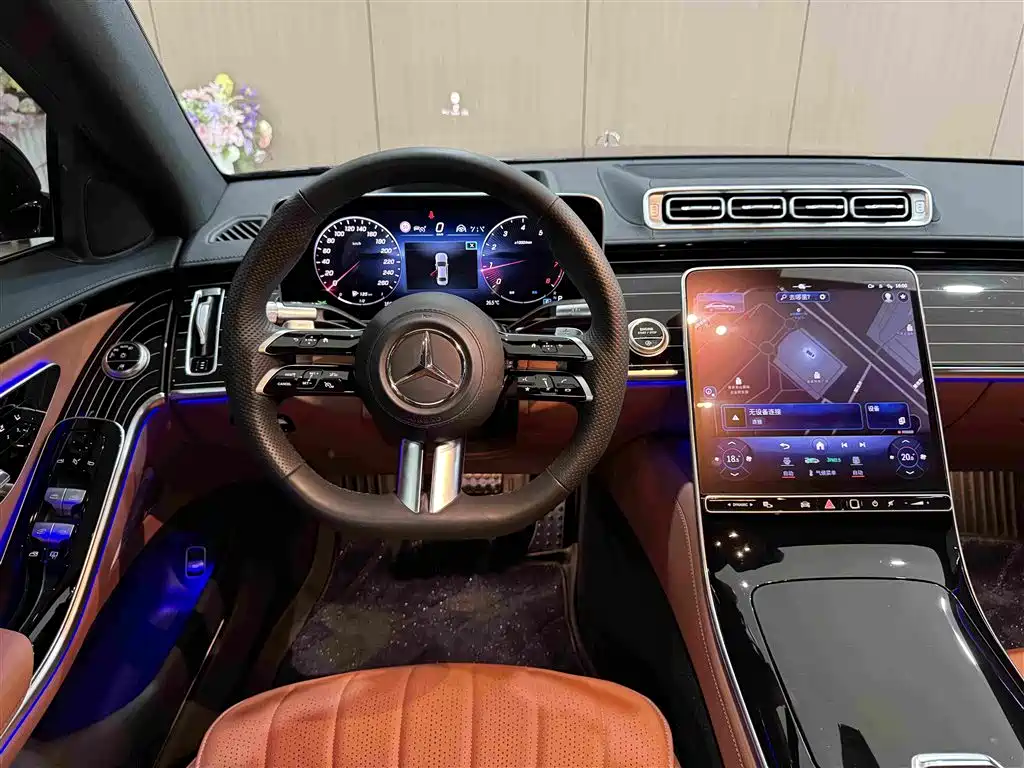 Mercedes-Benz S-Class — миниатюра 13