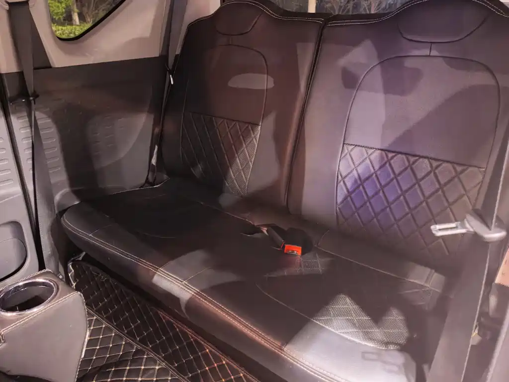 Wuling MINIEV — миниатюра 14