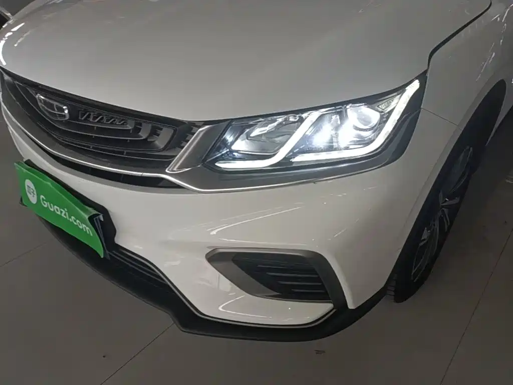 Geely Binyue — миниатюра 24
