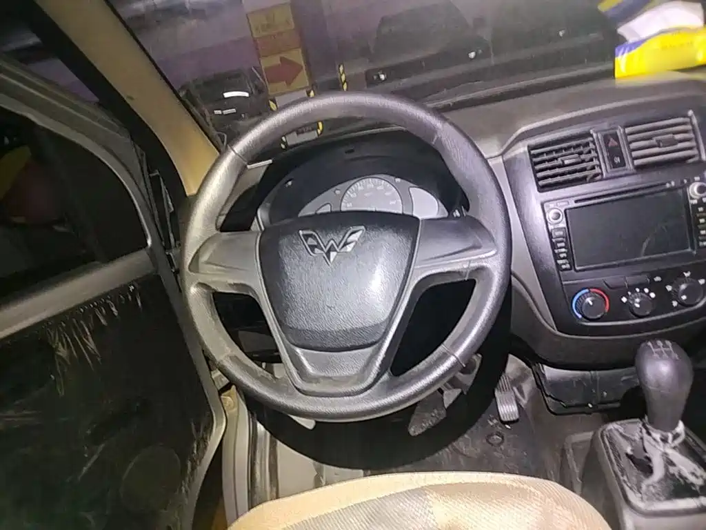 Wuling Rongguang — миниатюра 15