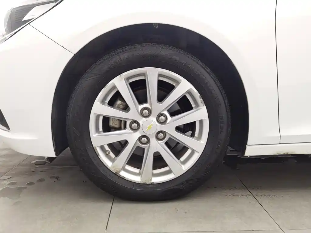Chevrolet Malibu — миниатюра 17