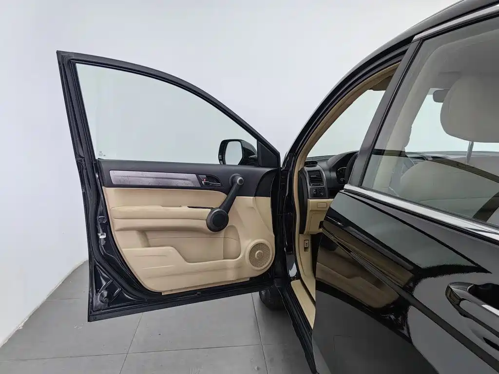 Honda CR-V — миниатюра 8