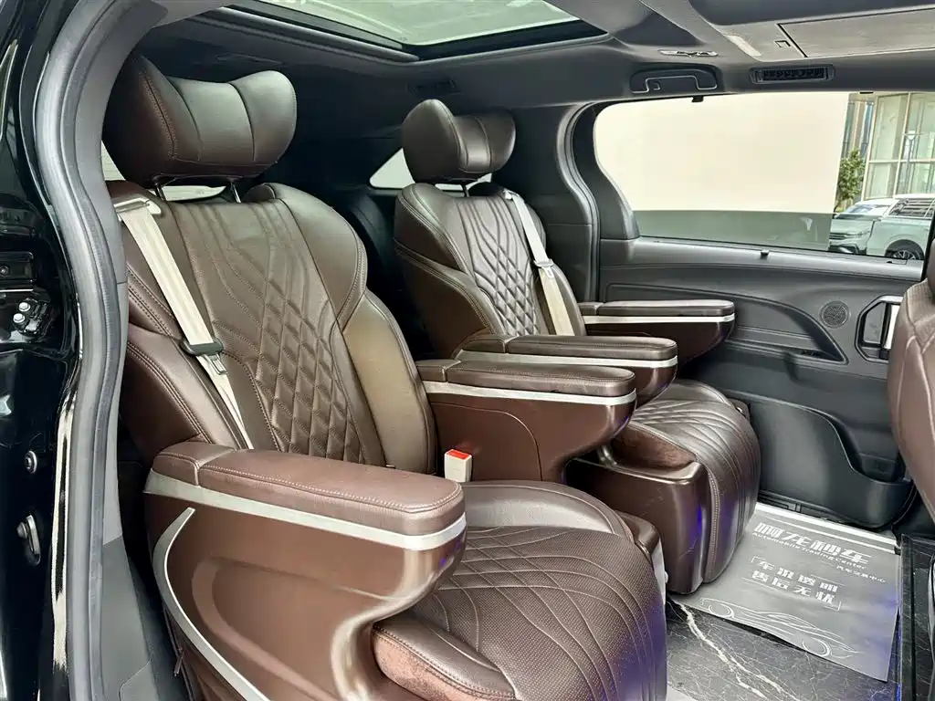 Toyota Sienna 2021 2.5L