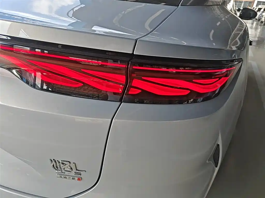 BYD Han L 2025 EV Flagship