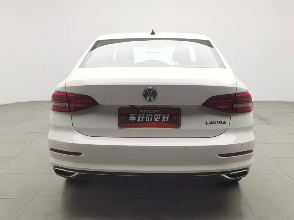 Volkswagen Lavida — миниатюра 4