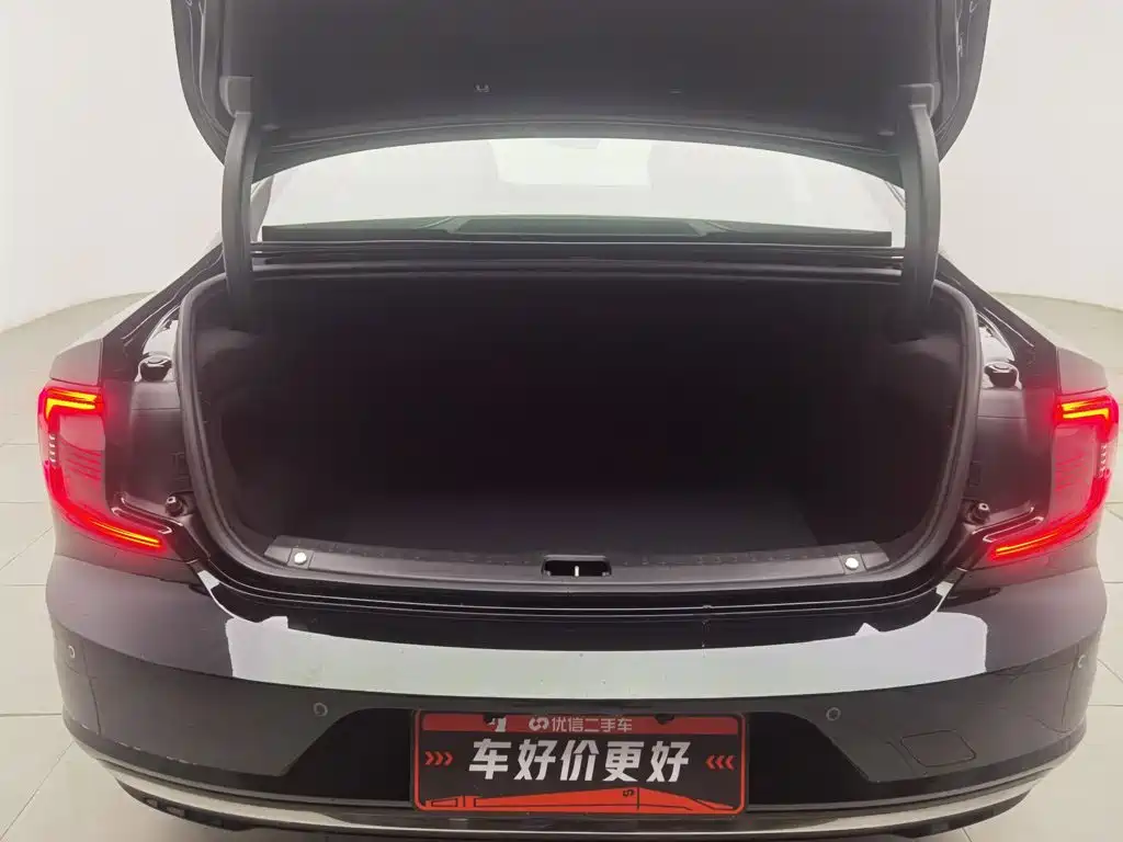 Volvo S90 — миниатюра 16