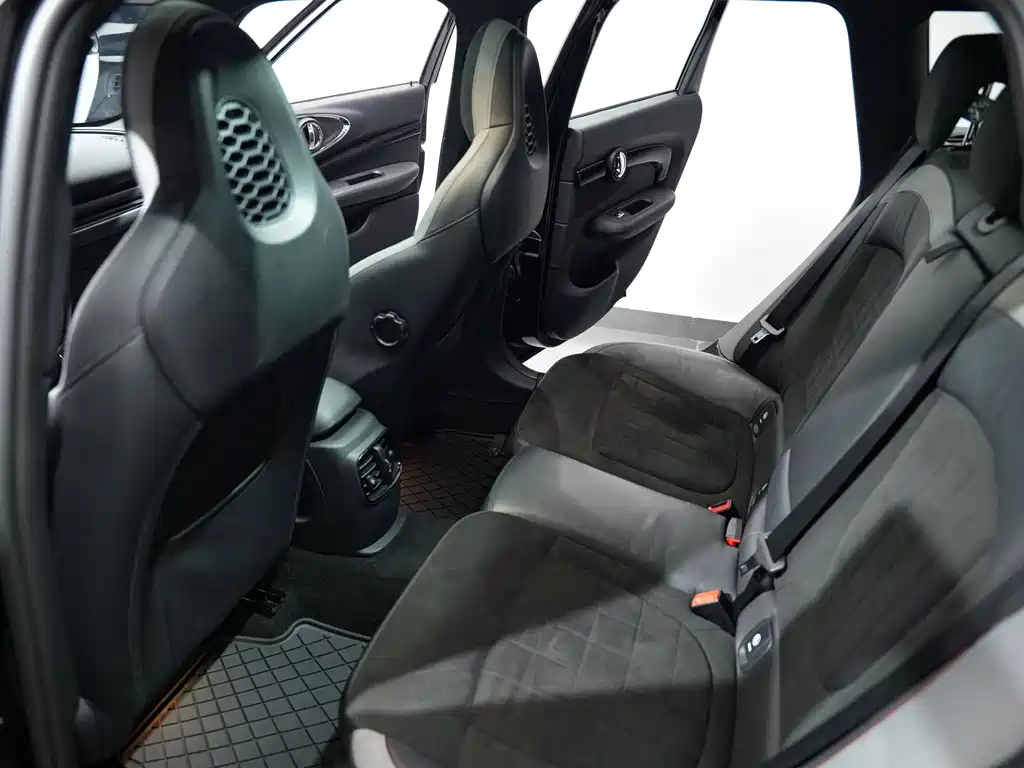 MINI Mini JCW Clubman — миниатюра 17