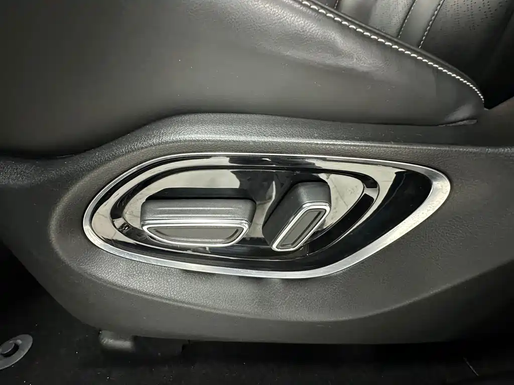 GAC Motor Trumpchi M6 — миниатюра 18