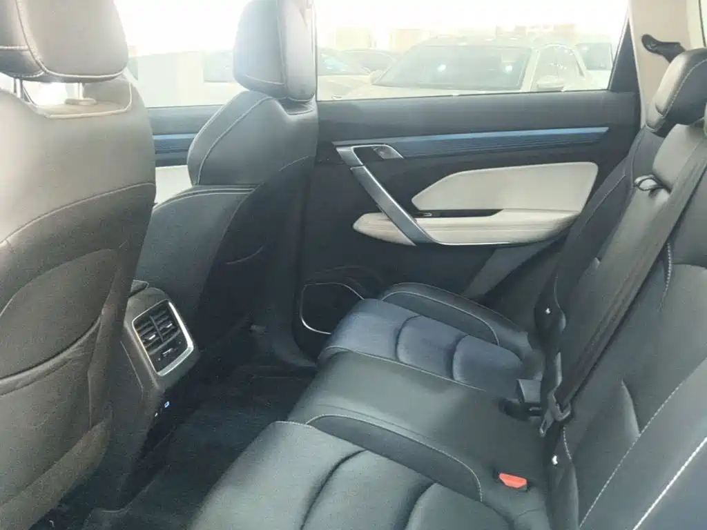 Geely Boyue — миниатюра 17