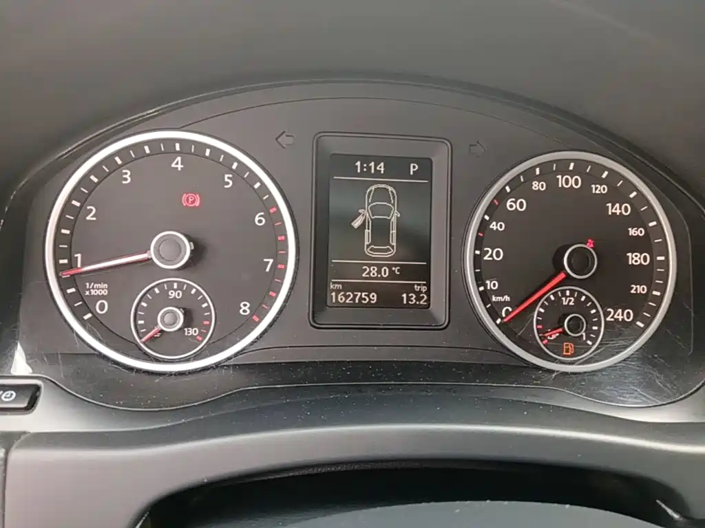 Volkswagen Tiguan — миниатюра 12