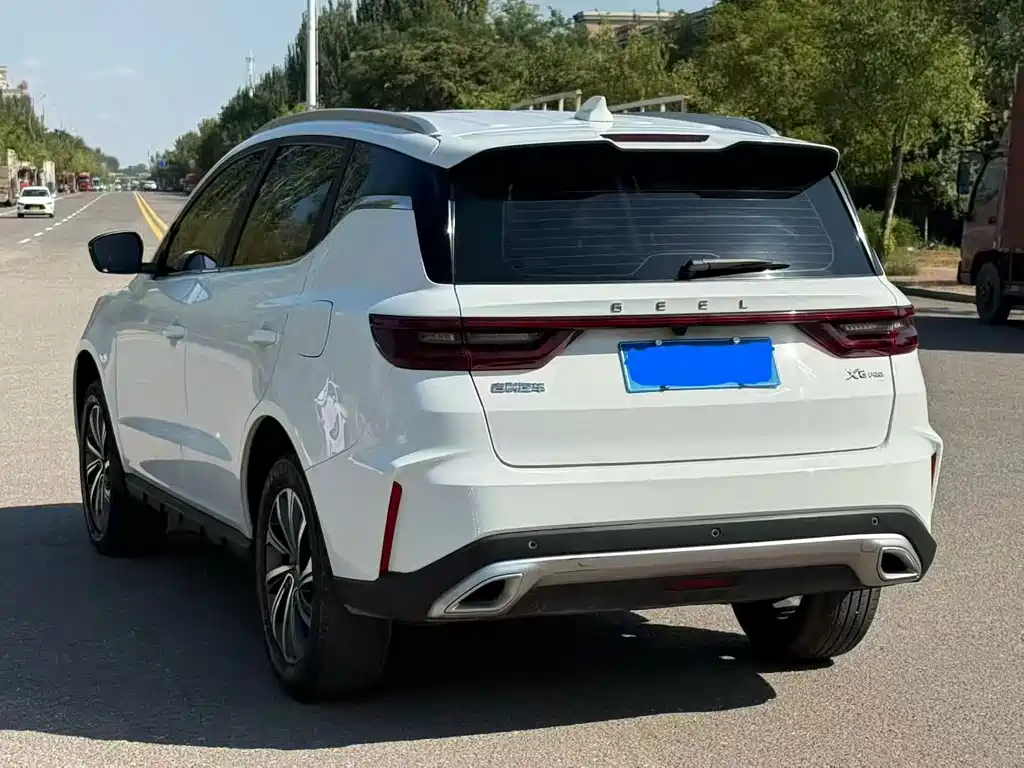 Geely Vision X6 — миниатюра 9